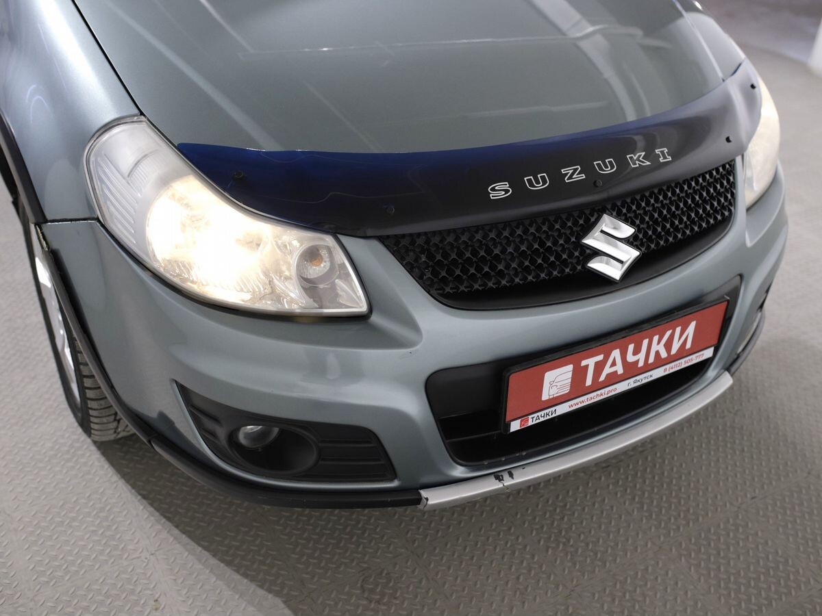 Suzuki SX4 2012 - фото автомобиля