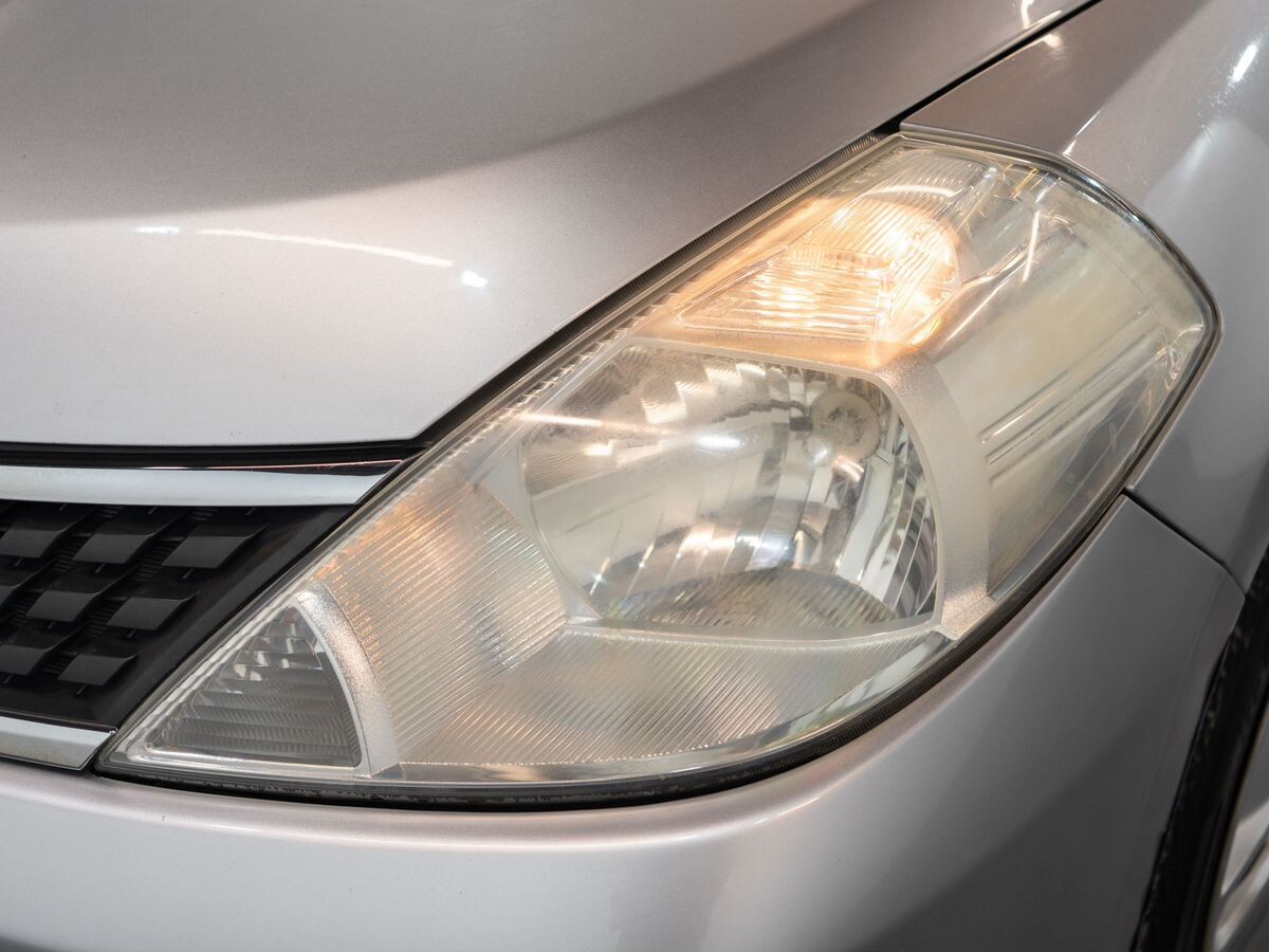 Nissan Tiida Latio 2007 - фото автомобиля