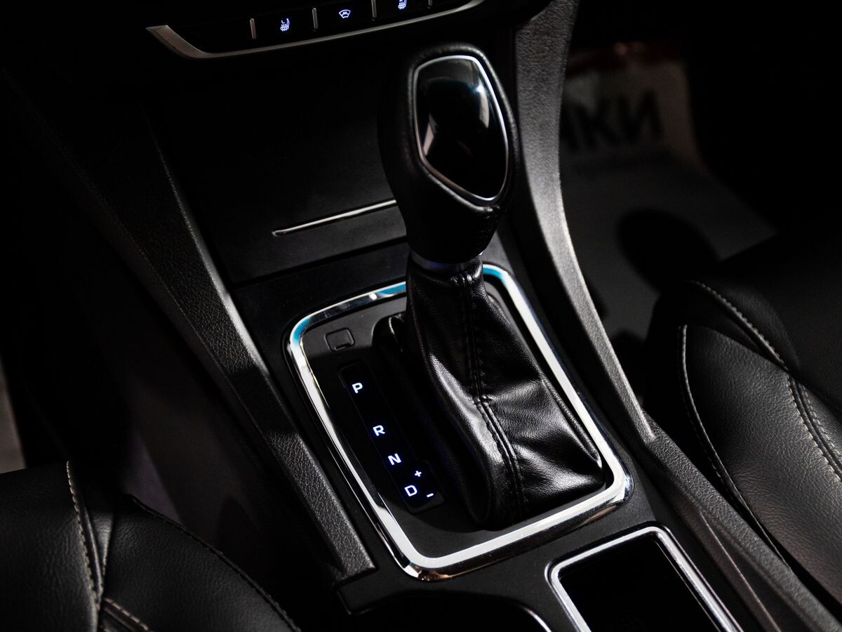 Geely Emgrand 2019 - фото автомобиля