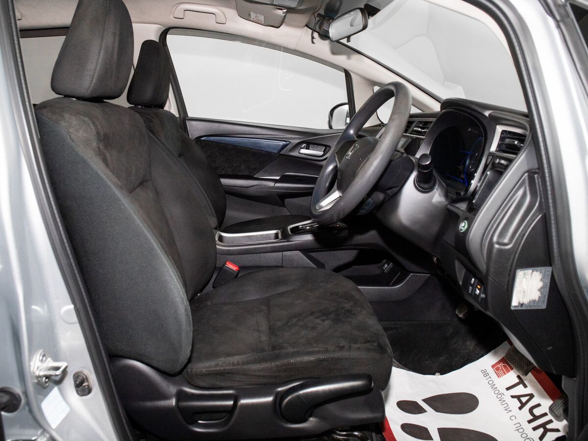 Honda Shuttle 2016 - фото автомобиля