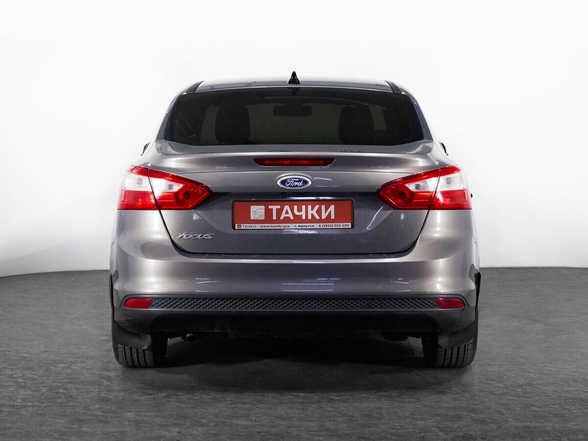 Ford Focus 2011 - фото автомобиля