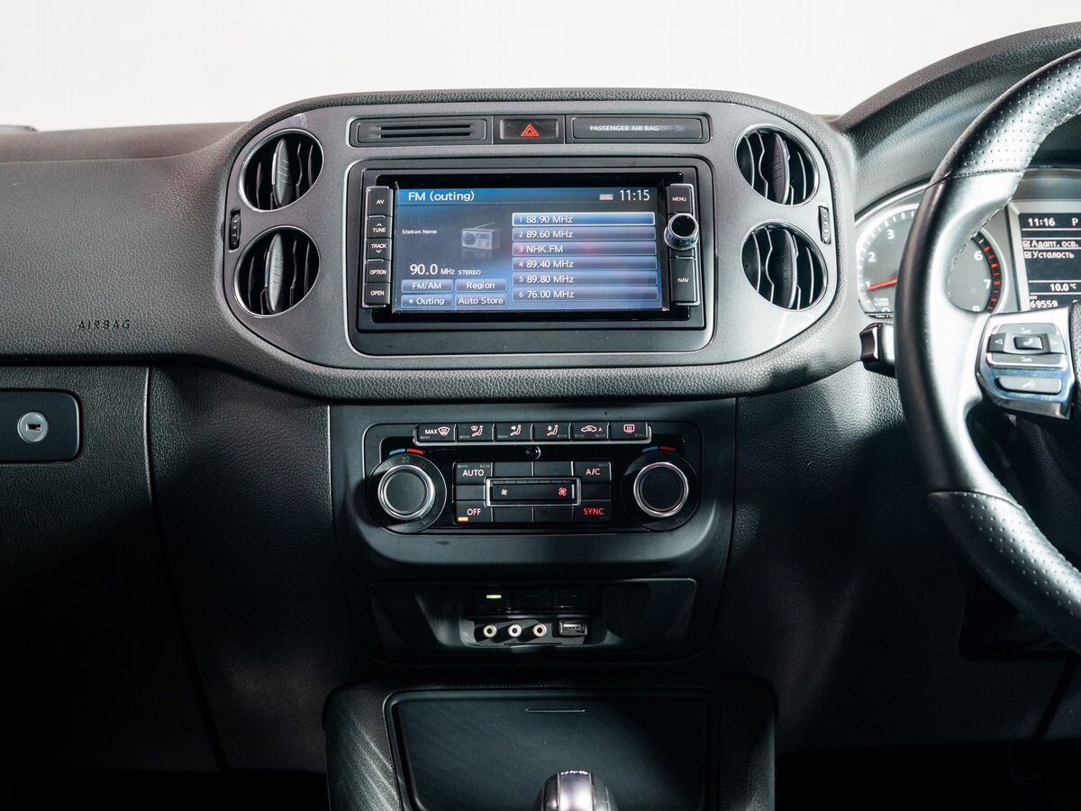 Volkswagen Tiguan 2013 - фото автомобиля