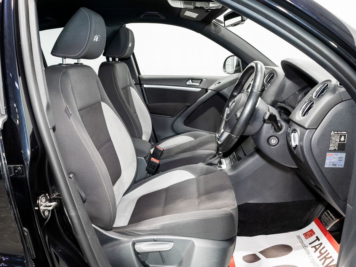 Volkswagen Tiguan 2013 - фото автомобиля