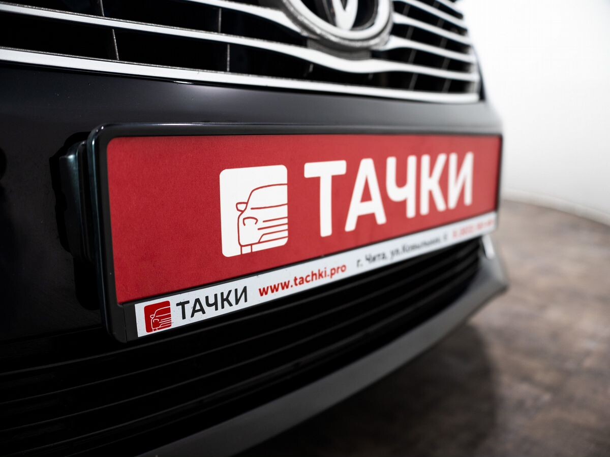 Toyota Camry 2011 - фото автомобиля