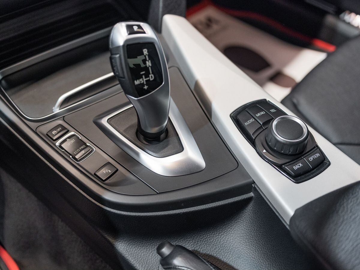 BMW 3-Series 2016 - фото автомобиля