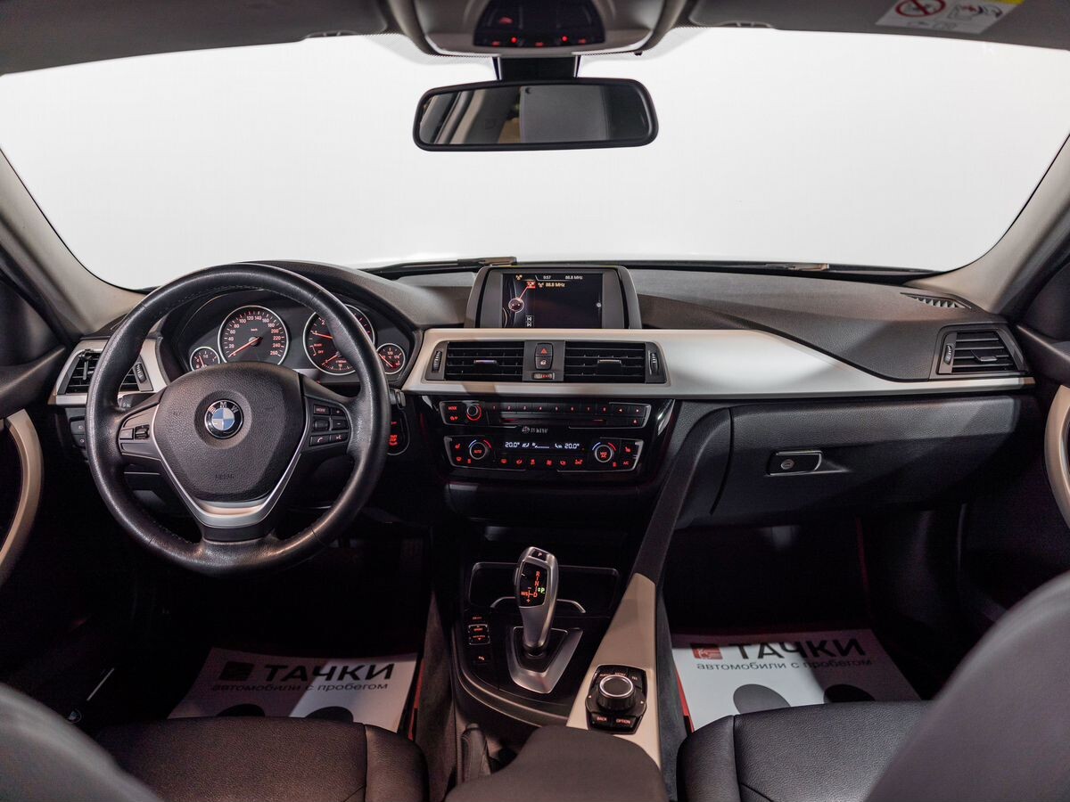 BMW 3-Series 2016 - фото автомобиля