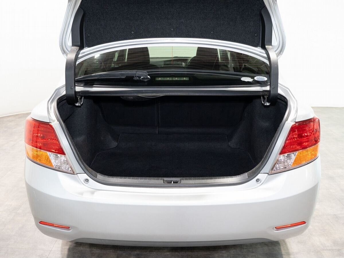 Toyota Allion 2010 - фото автомобиля
