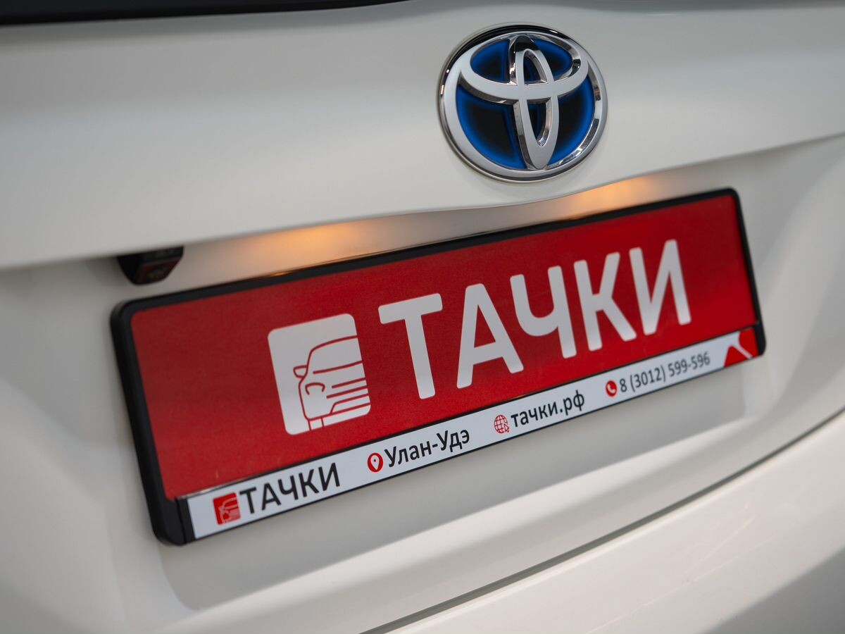 Toyota Prius 2011 - фото автомобиля