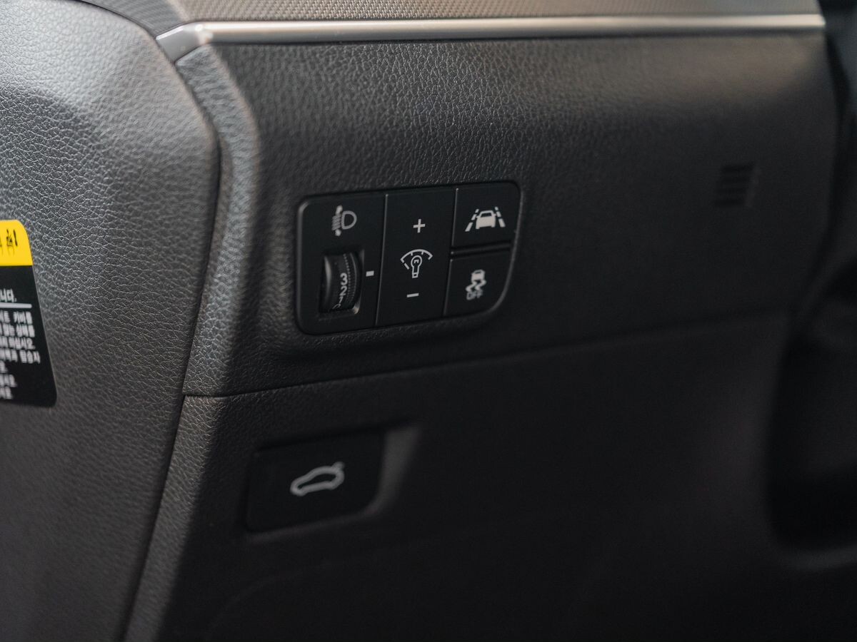 Kia K5 2020 - фото автомобиля