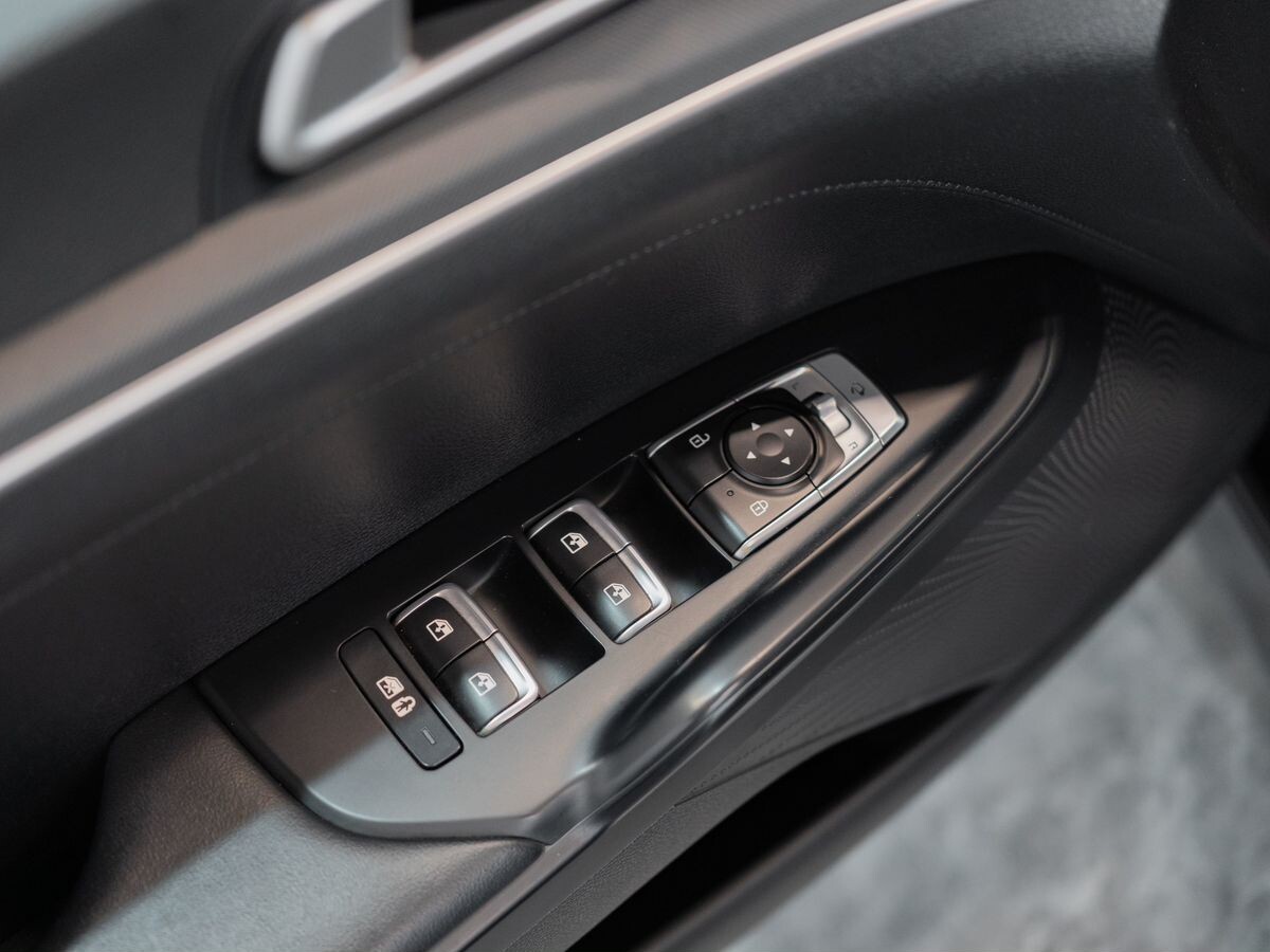 Kia K5 2020 - фото автомобиля
