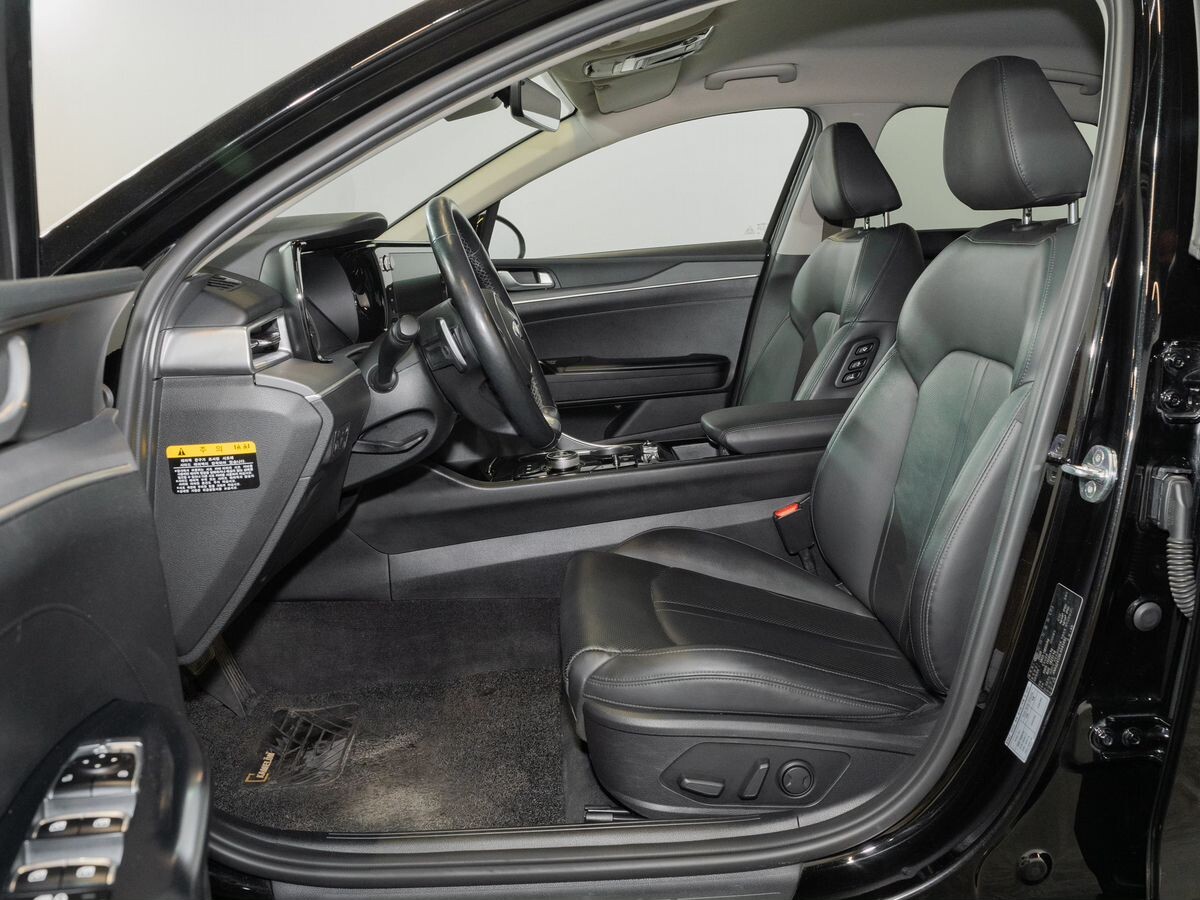 Kia K5 2020 - фото автомобиля