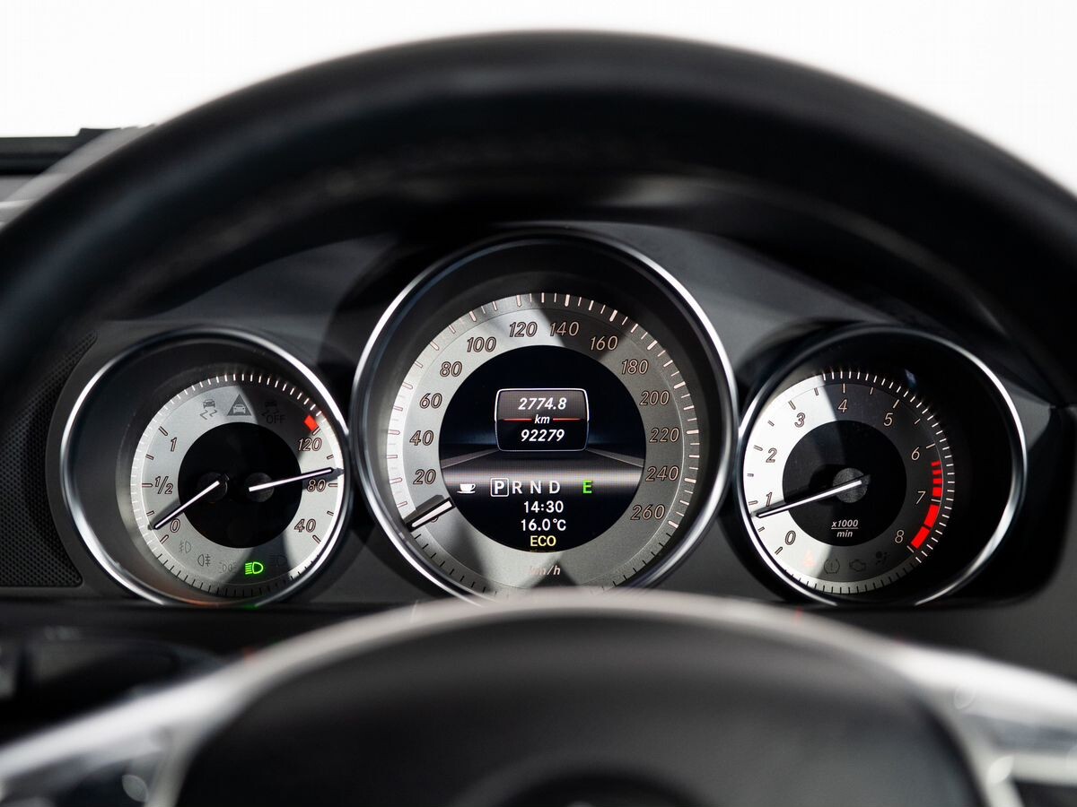 Mercedes-Benz C-Class 2012 - фото автомобиля