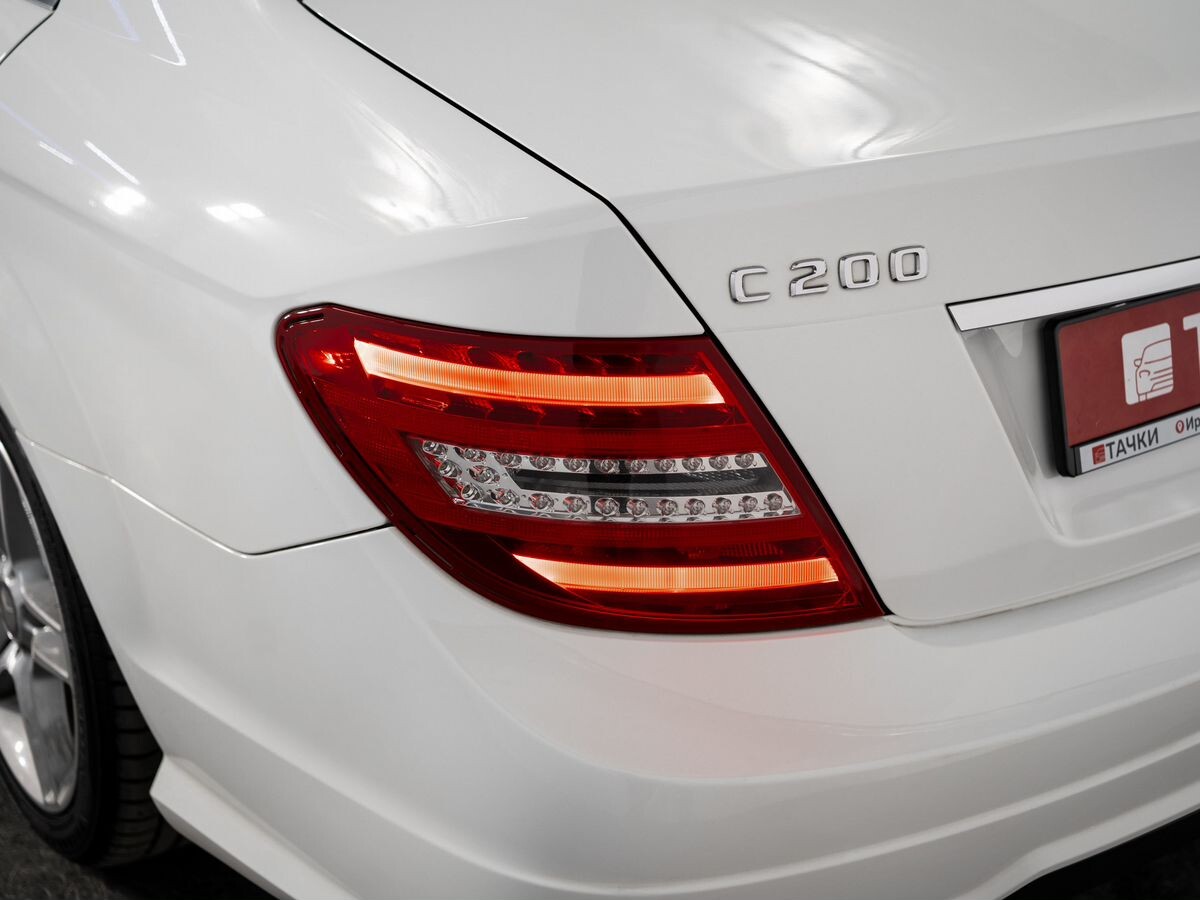 Mercedes-Benz C-Class 2012 - фото автомобиля
