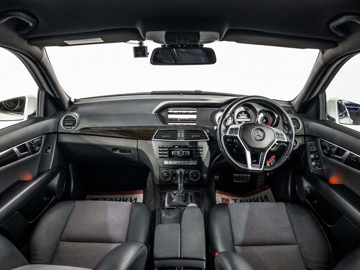 Mercedes-Benz C-Class 2012 - фото автомобиля