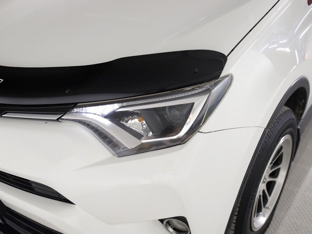 Toyota RAV4 2016 - фото автомобиля