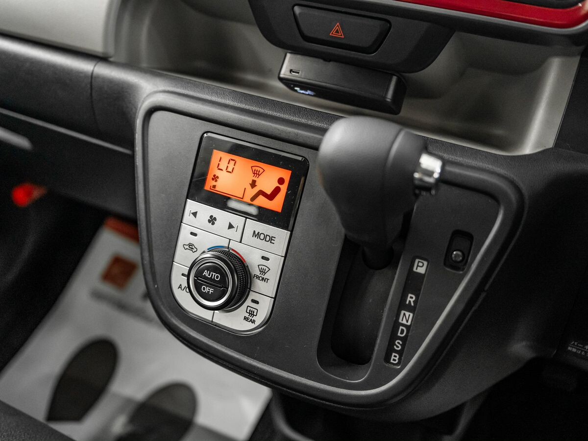 Toyota Passo 2017 - фото автомобиля