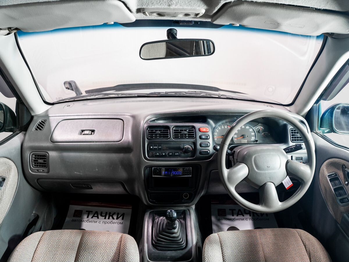 Suzuki Escudo 1997 - фото автомобиля