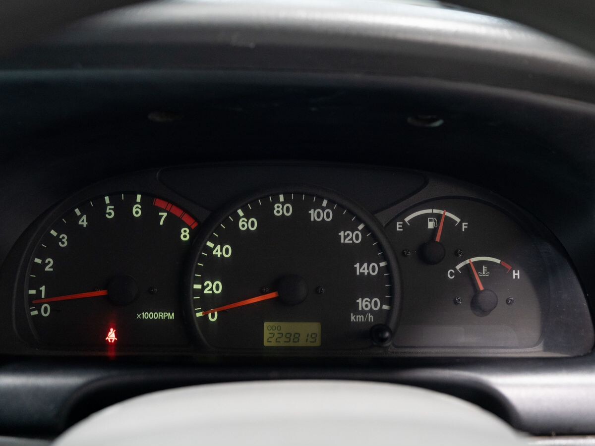 Suzuki Escudo 1997 - фото автомобиля