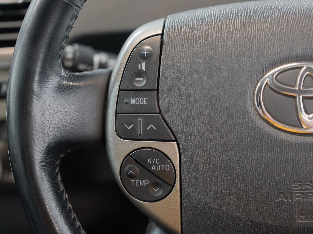 Toyota Prius 2008 - фото автомобиля