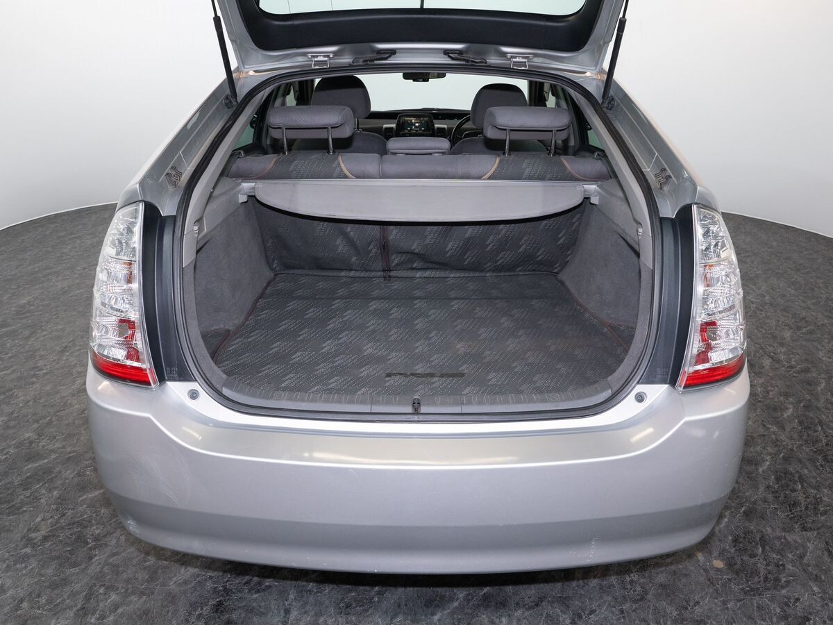 Toyota Prius 2008 - фото автомобиля