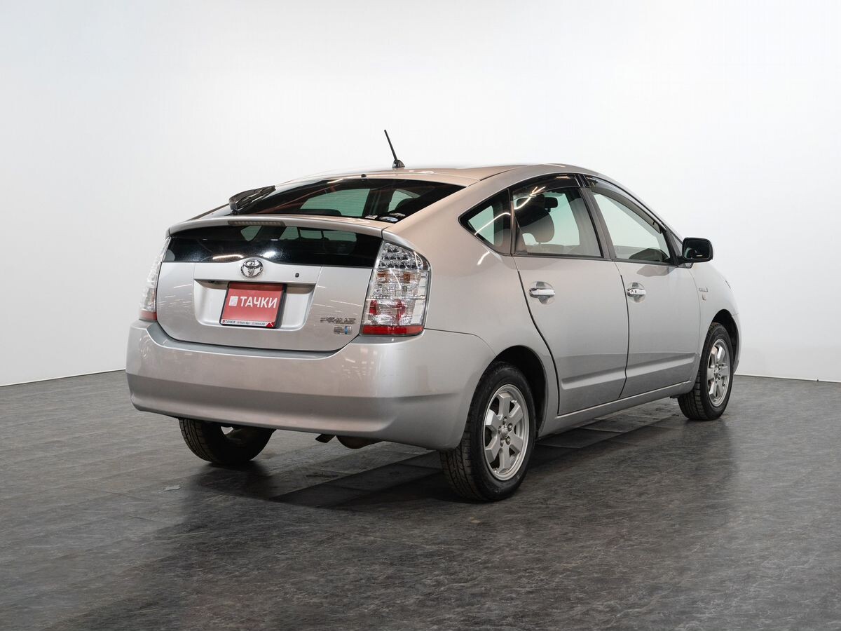 Toyota Prius 2008 - фото автомобиля