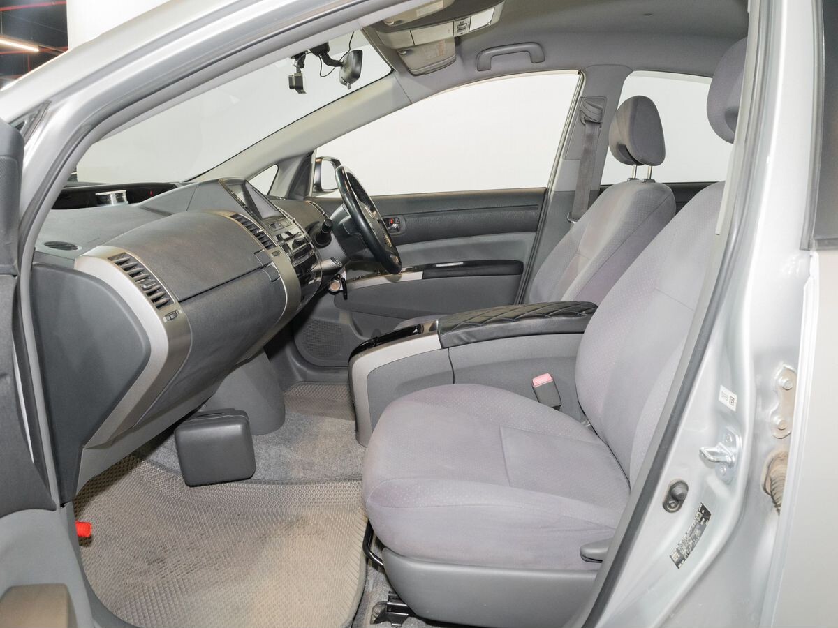 Toyota Prius 2008 - фото автомобиля