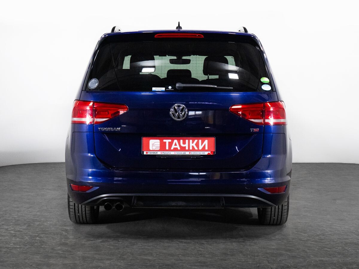 Volkswagen Touran 2016 - фото автомобиля