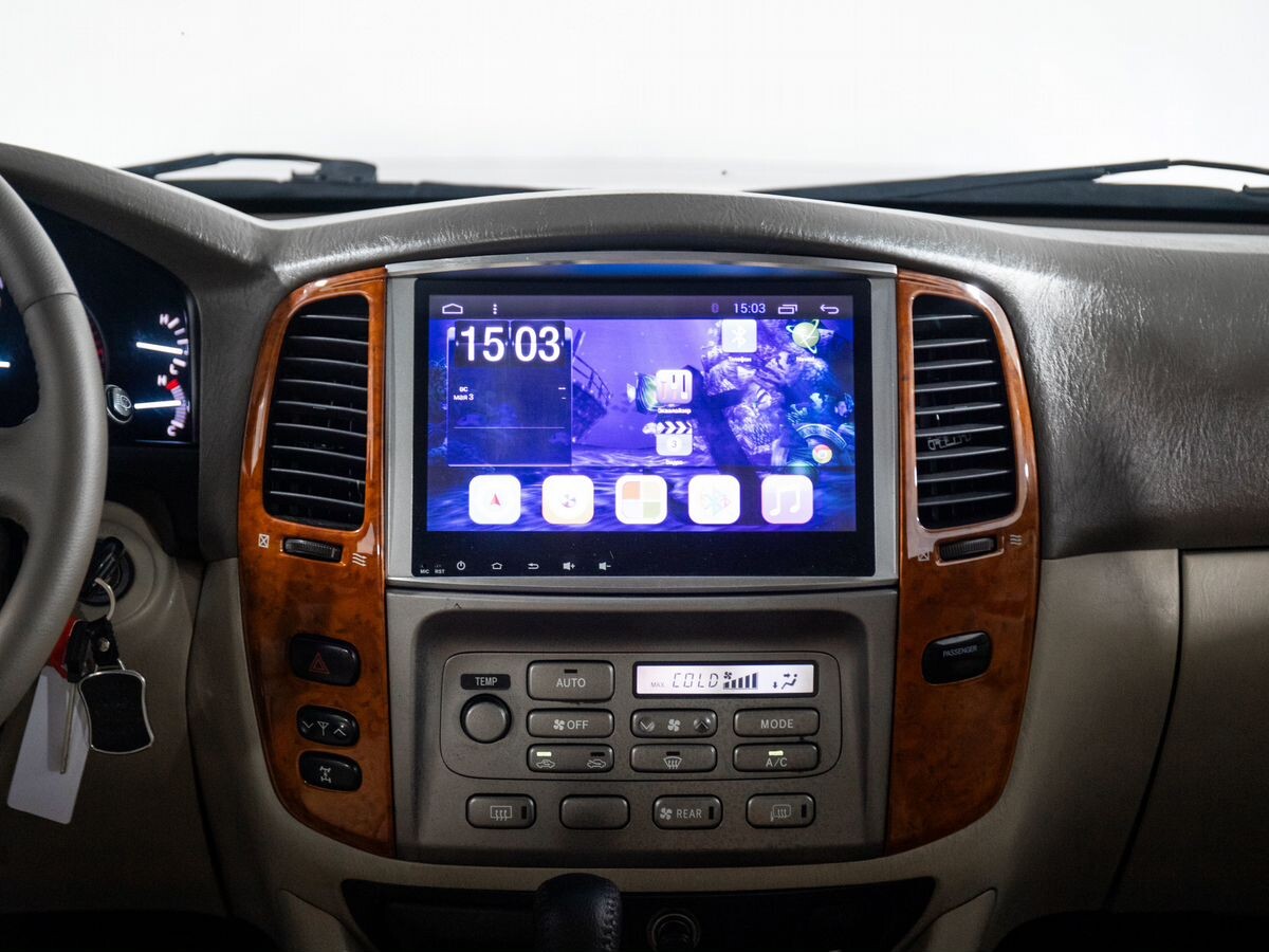 Toyota Land Cruiser 2005 - фото автомобиля