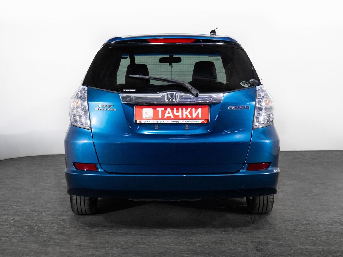 Honda Fit Shuttle 2011 - фото автомобиля