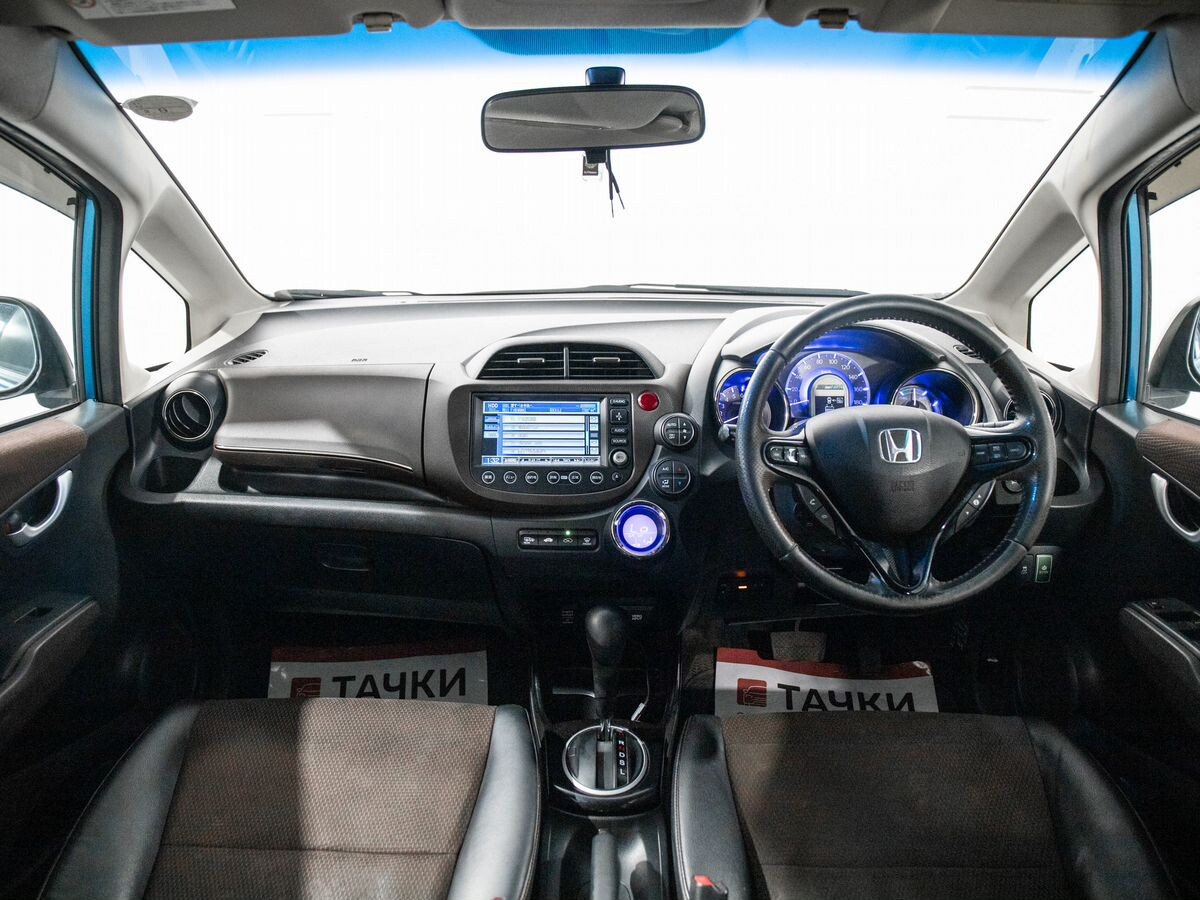 Honda Fit Shuttle 2011 - фото автомобиля