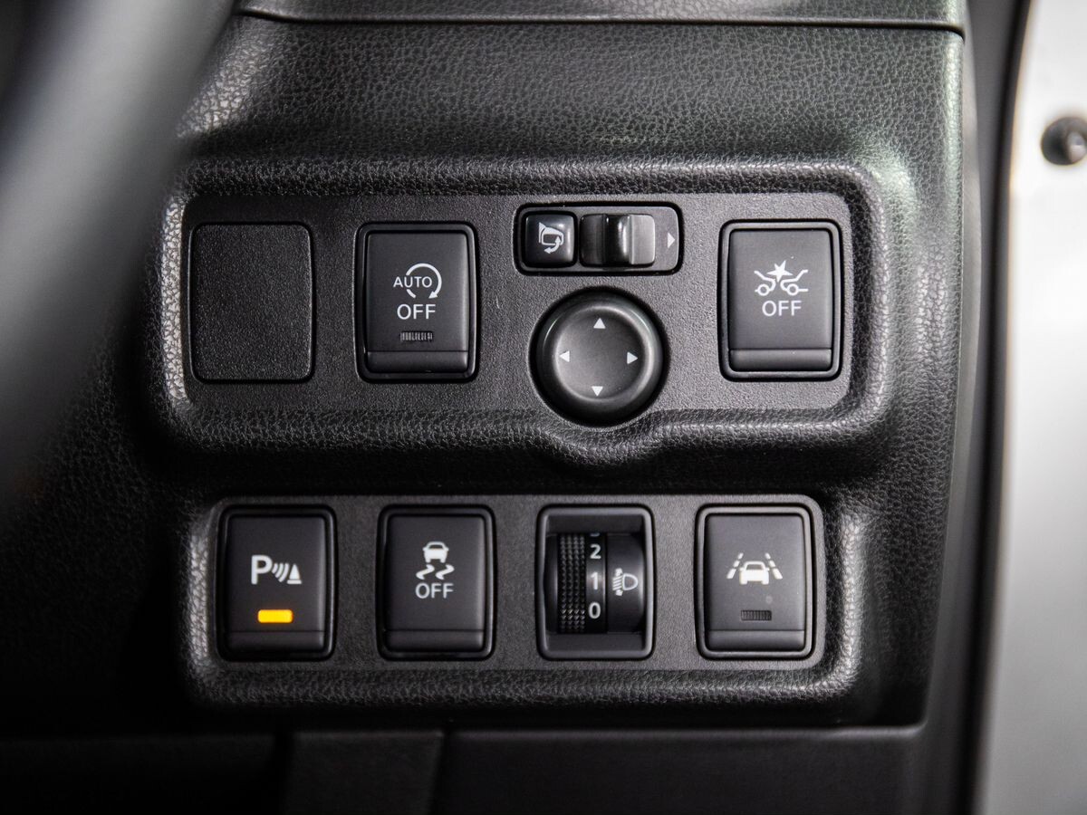 Nissan Note 2019 - фото автомобиля