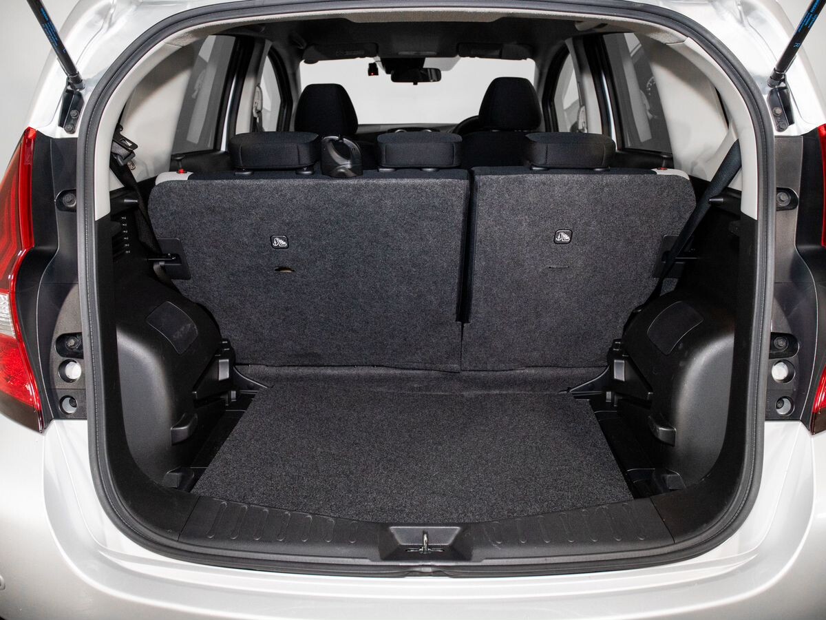 Nissan Note 2019 - фото автомобиля
