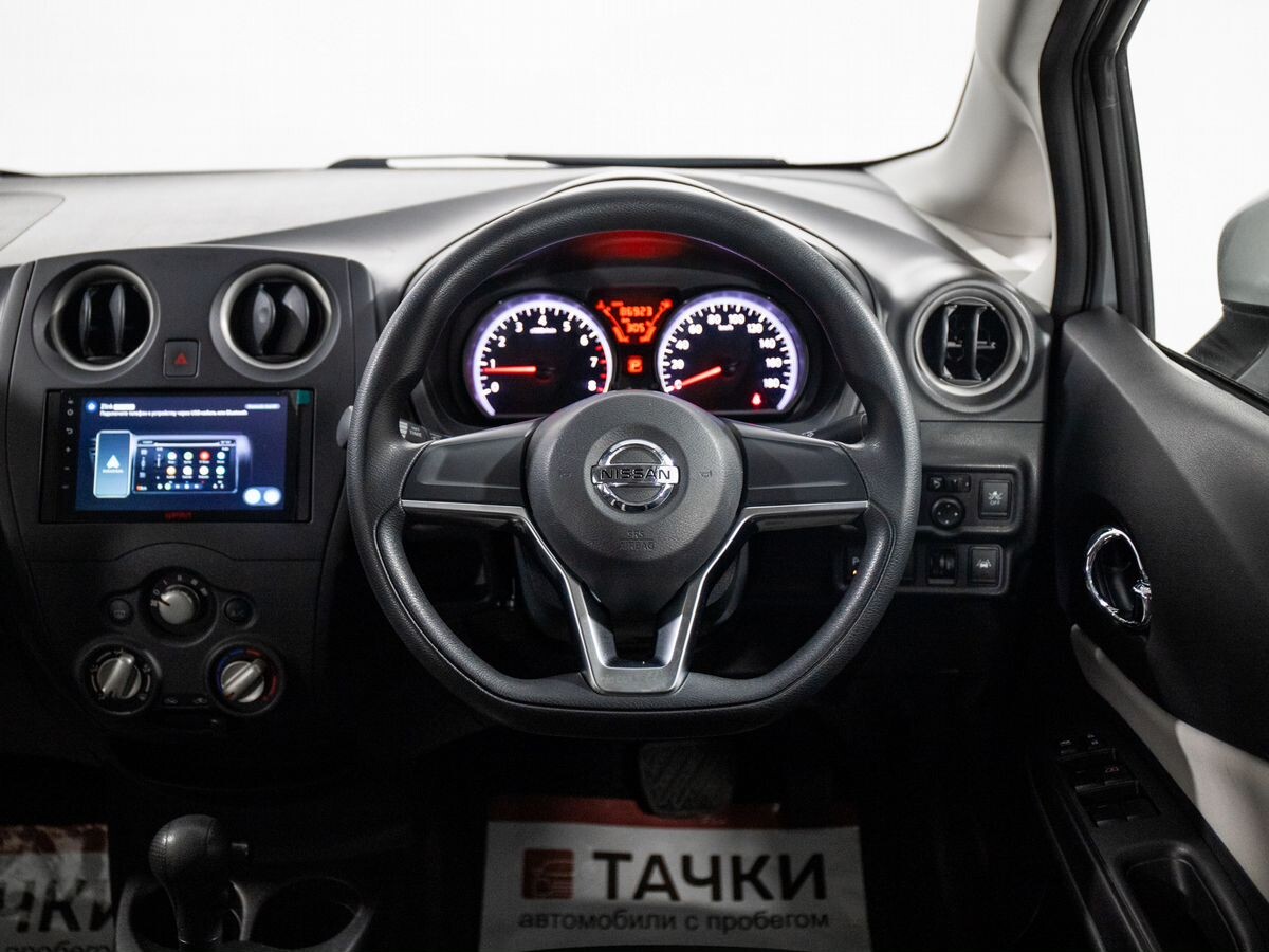 Nissan Note 2019 - фото автомобиля