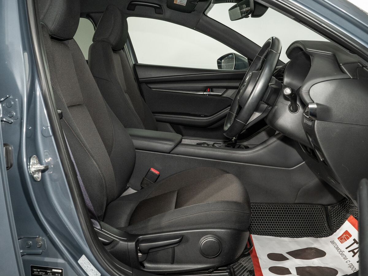 Mazda Mazda3 2019 - фото автомобиля