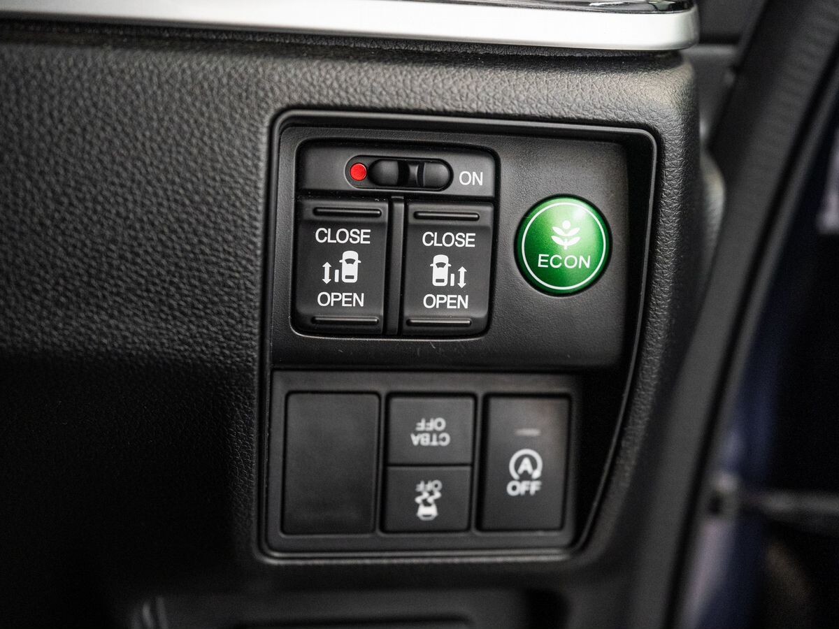 Honda Odyssey 2014 - фото автомобиля