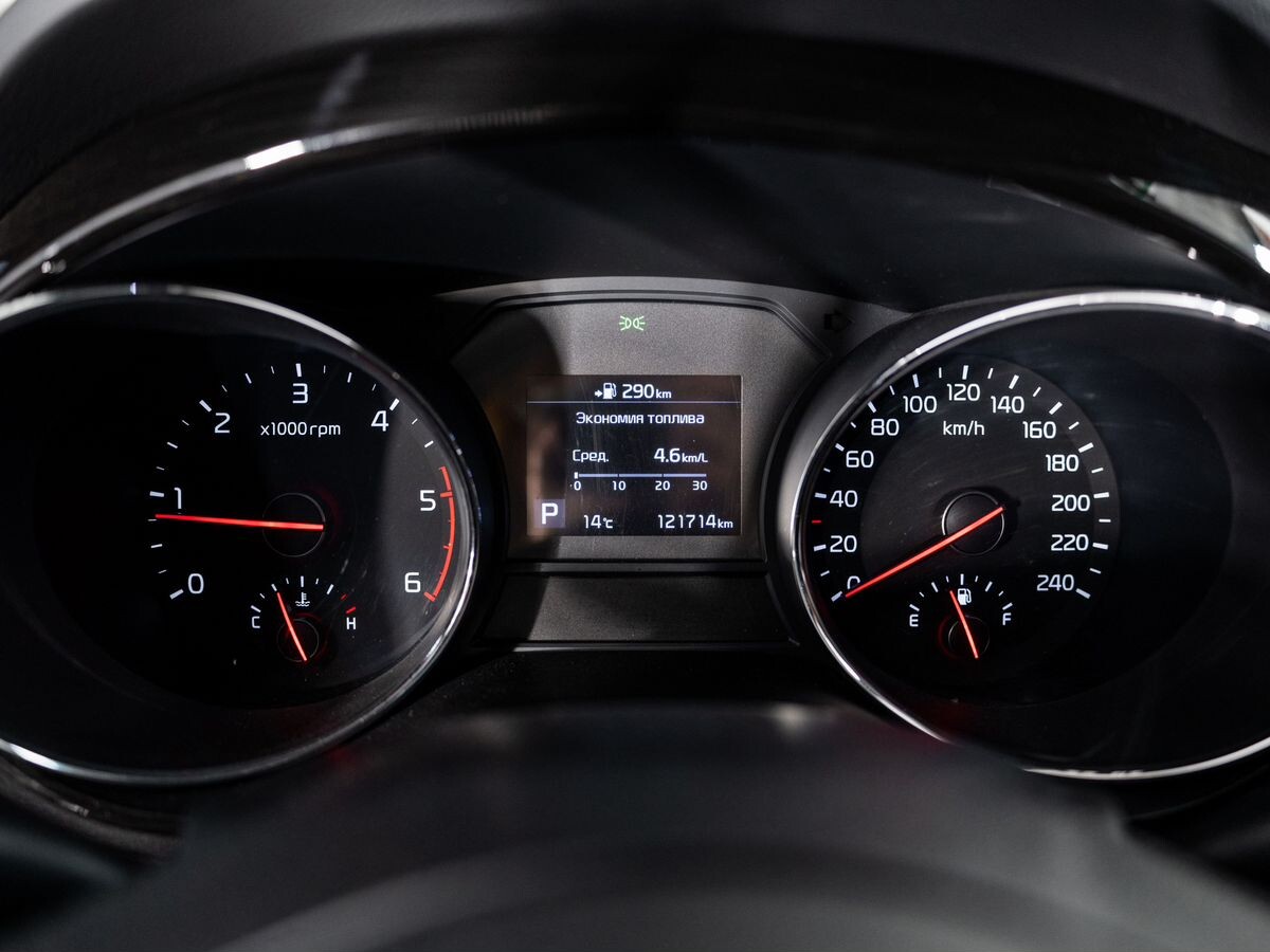 Kia Carnival 2018 - фото автомобиля