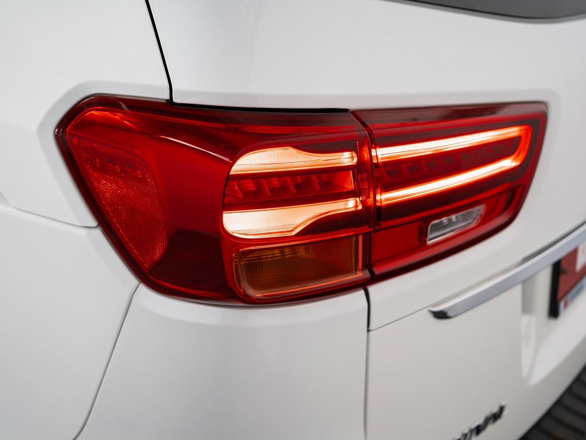 Kia Carnival 2018 - фото автомобиля