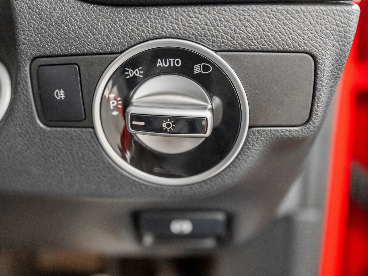 Mercedes-Benz CLA-Class 2015 - фото автомобиля