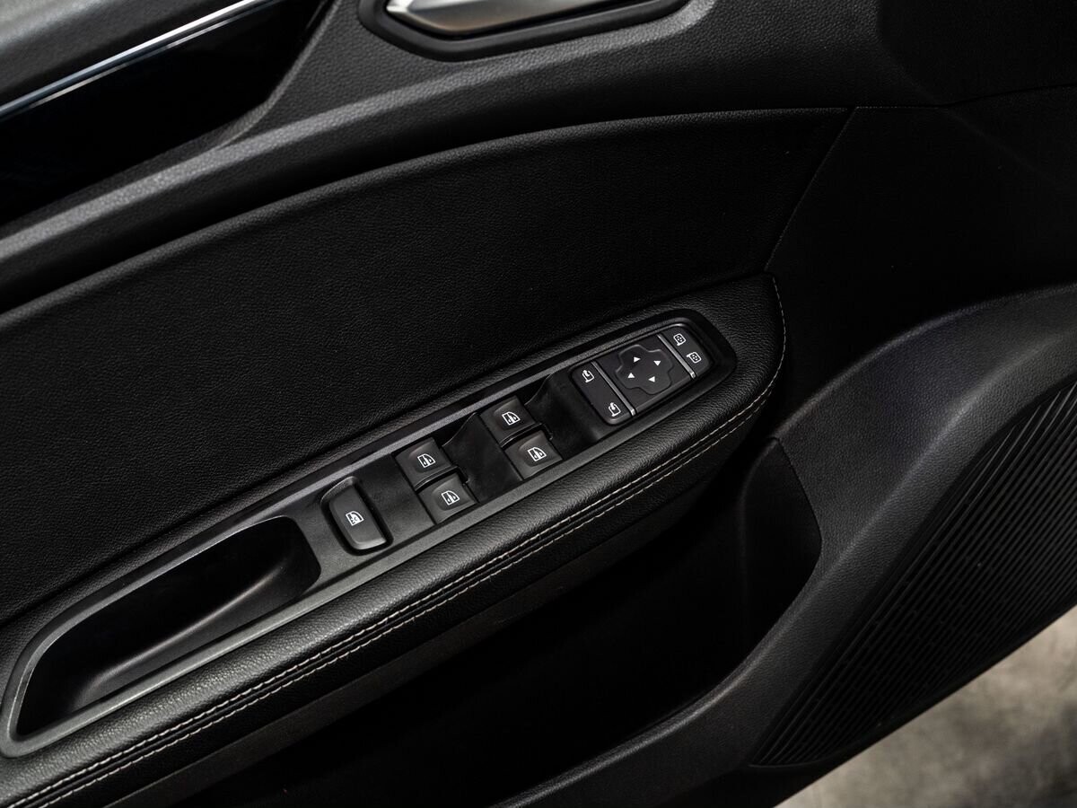 Renault Arkana 2020 - фото автомобиля