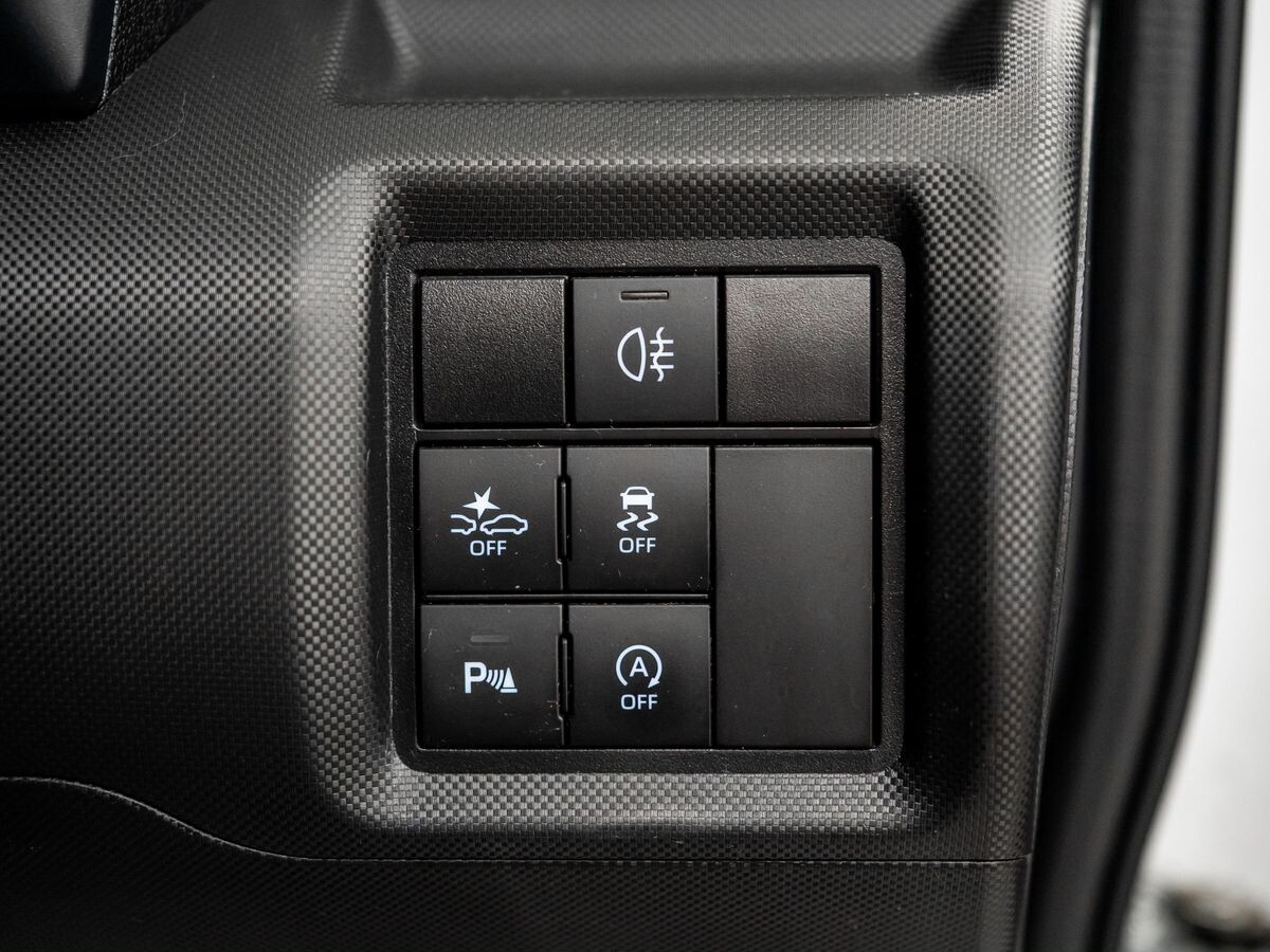 Toyota Raize 2019 - фото автомобиля