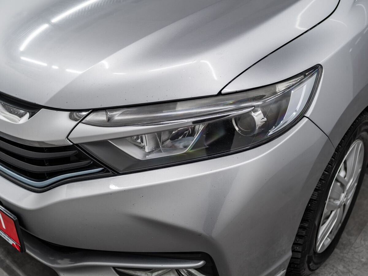 Honda Shuttle 2017 - фото автомобиля