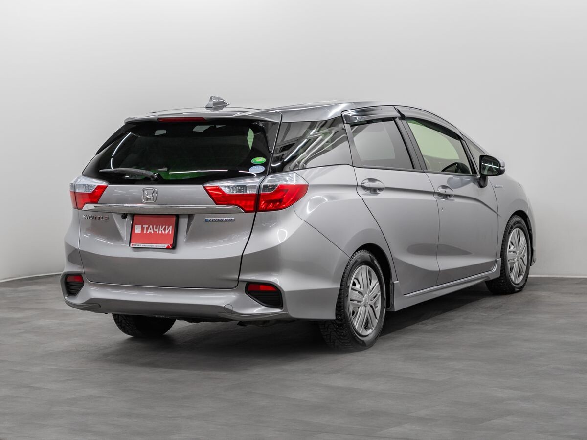 Honda Shuttle 2017 - фото автомобиля