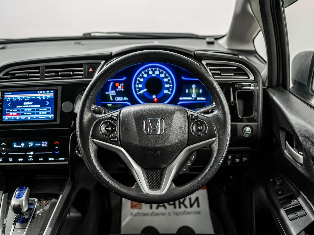 Honda Shuttle 2017 - фото автомобиля