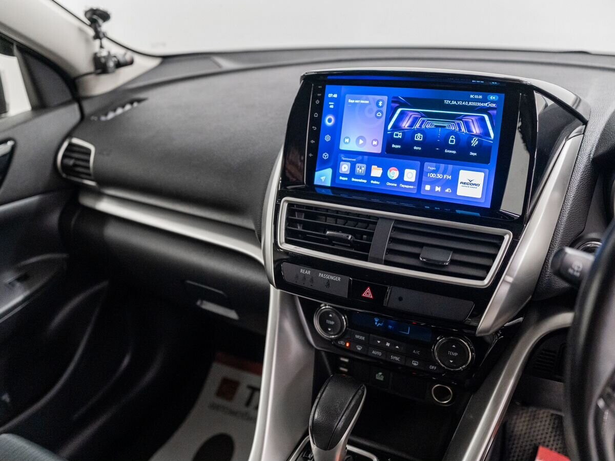 Mitsubishi Eclipse Cross 2018 - фото автомобиля