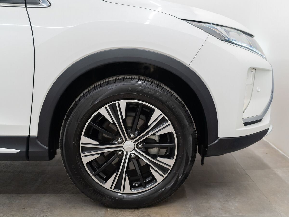Mitsubishi Eclipse Cross 2018 - фото автомобиля