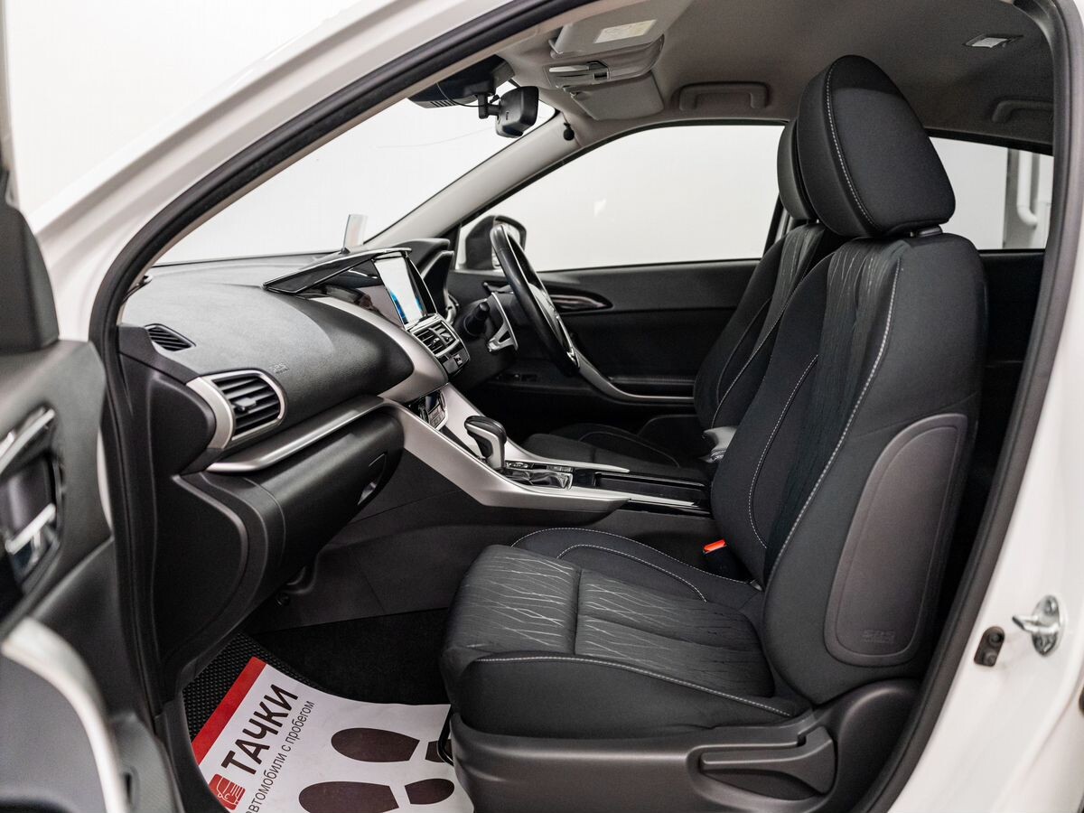 Mitsubishi Eclipse Cross 2018 - фото автомобиля