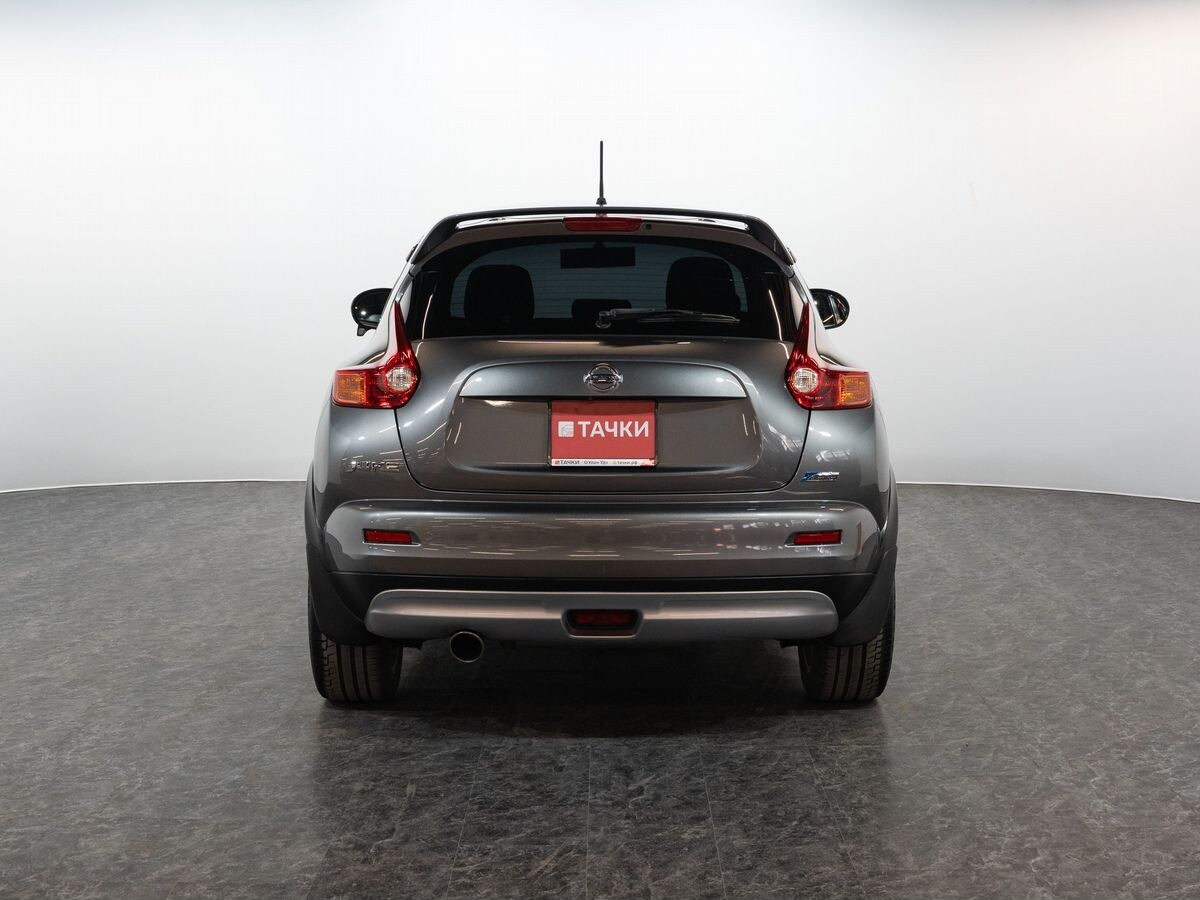 Nissan Juke 2011 - фото автомобиля
