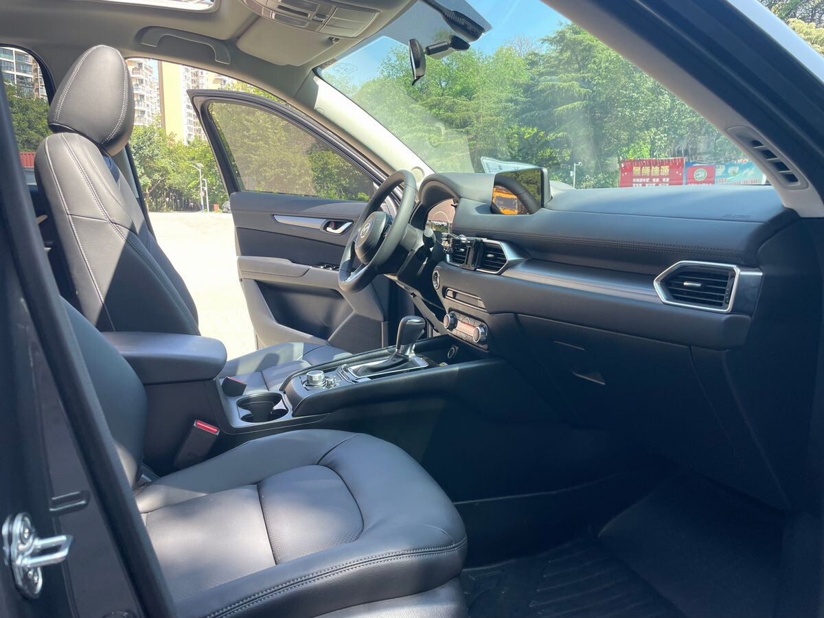 Mazda CX-5 2021 - фото автомобиля