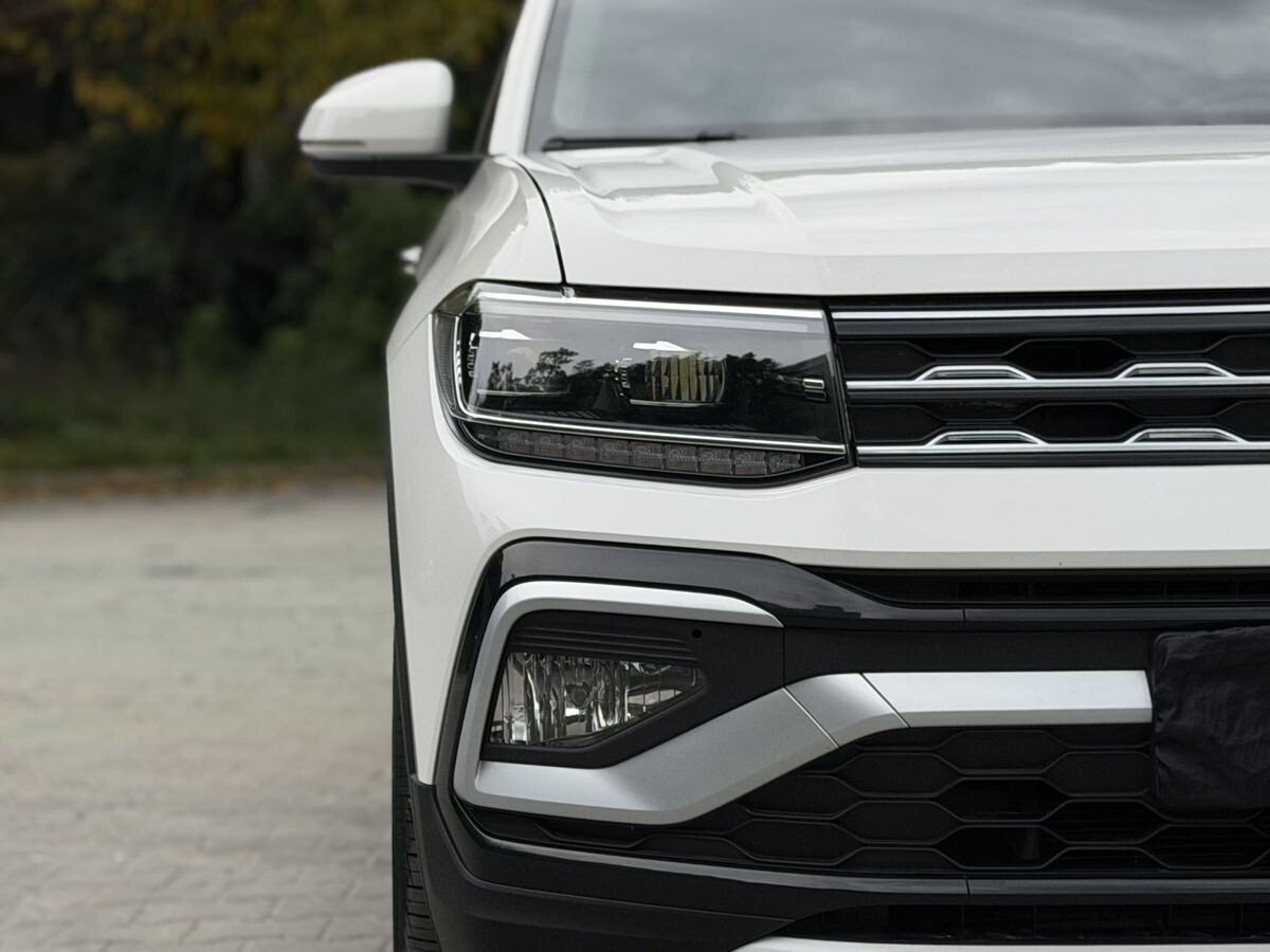 Volkswagen T-Cross 2021 - фото автомобиля