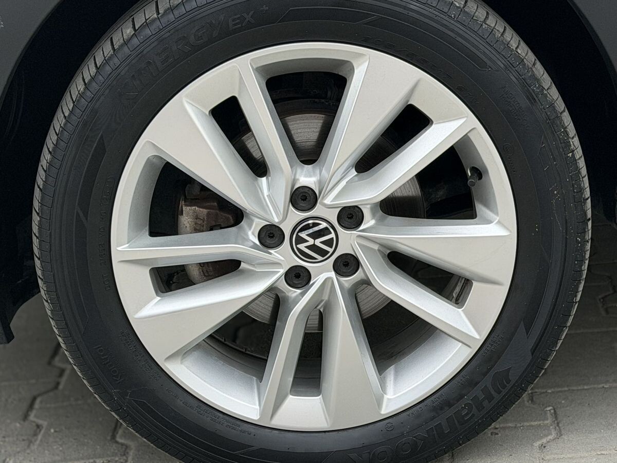 Volkswagen T-Cross 2021 - фото автомобиля